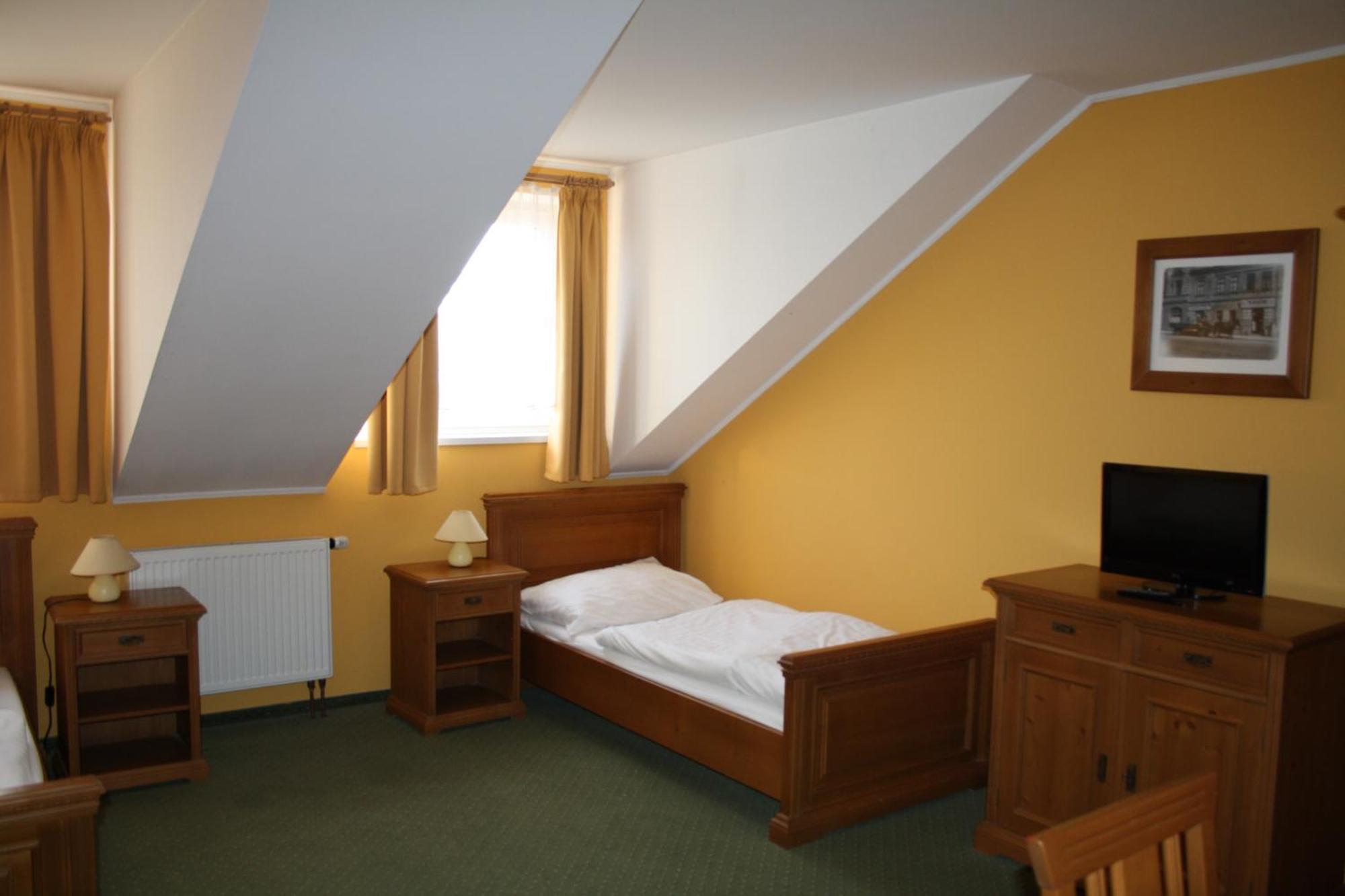 Hotel Boucek Mochov 외부 사진